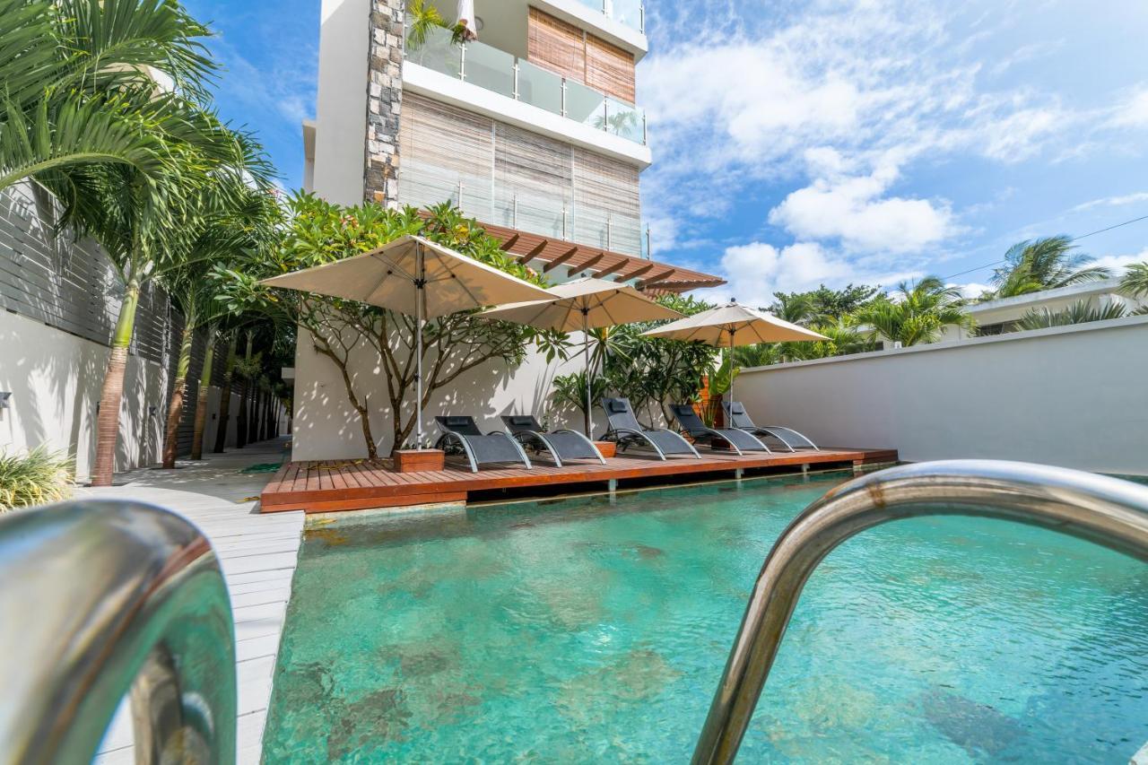 Beachcove Apt No 1 Pereybere Beach Eksteriør billede