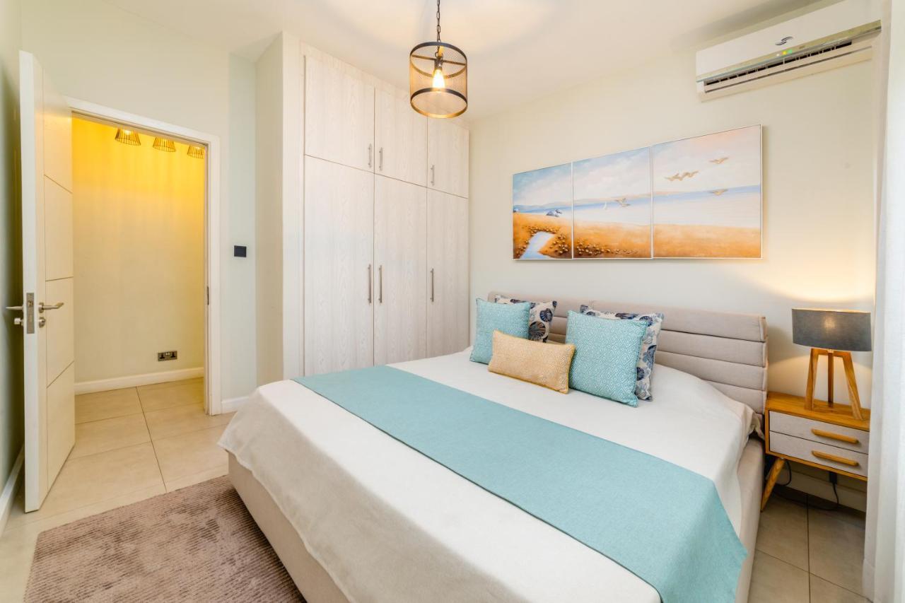 Beachcove Apt No 1 Pereybere Beach Eksteriør billede