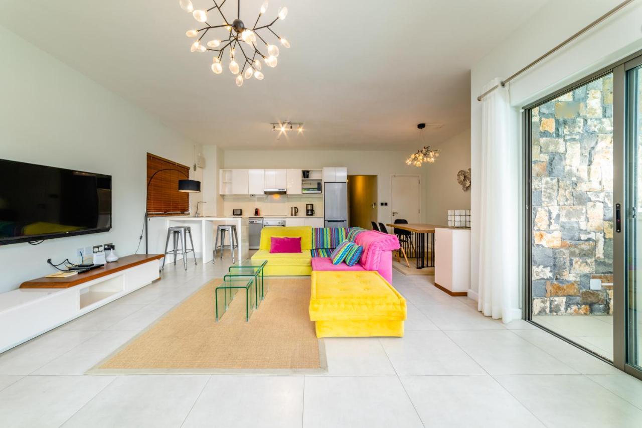 Beachcove Apt No 1 Pereybere Beach Eksteriør billede